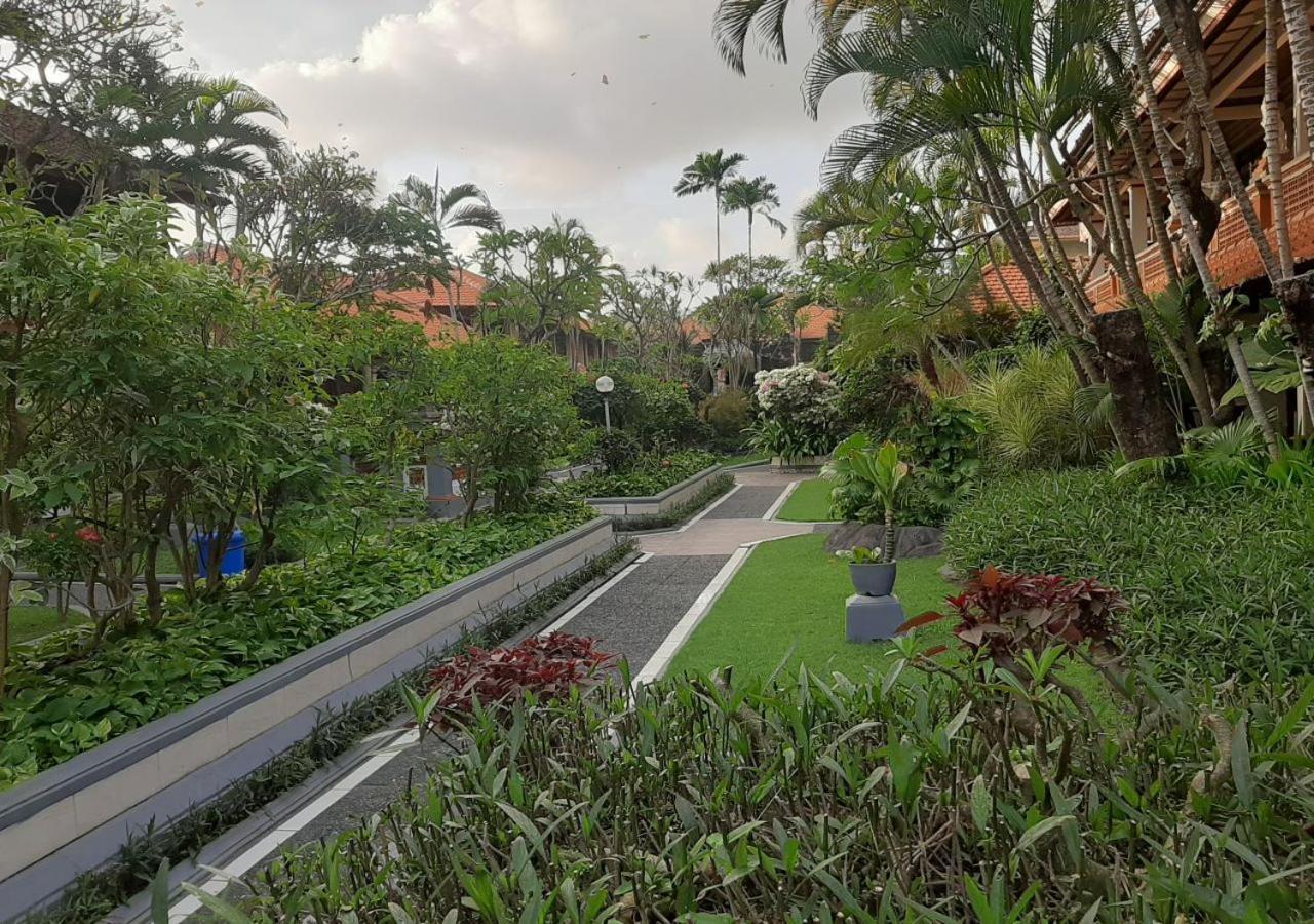 Dewa Bharata Bungalows Legian Экстерьер фото