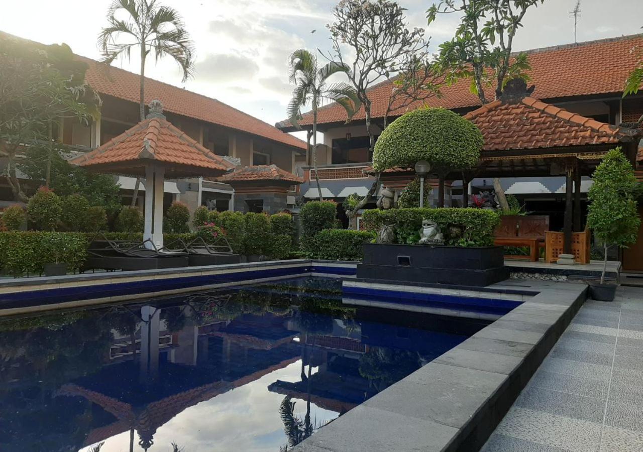 Dewa Bharata Bungalows Legian Экстерьер фото