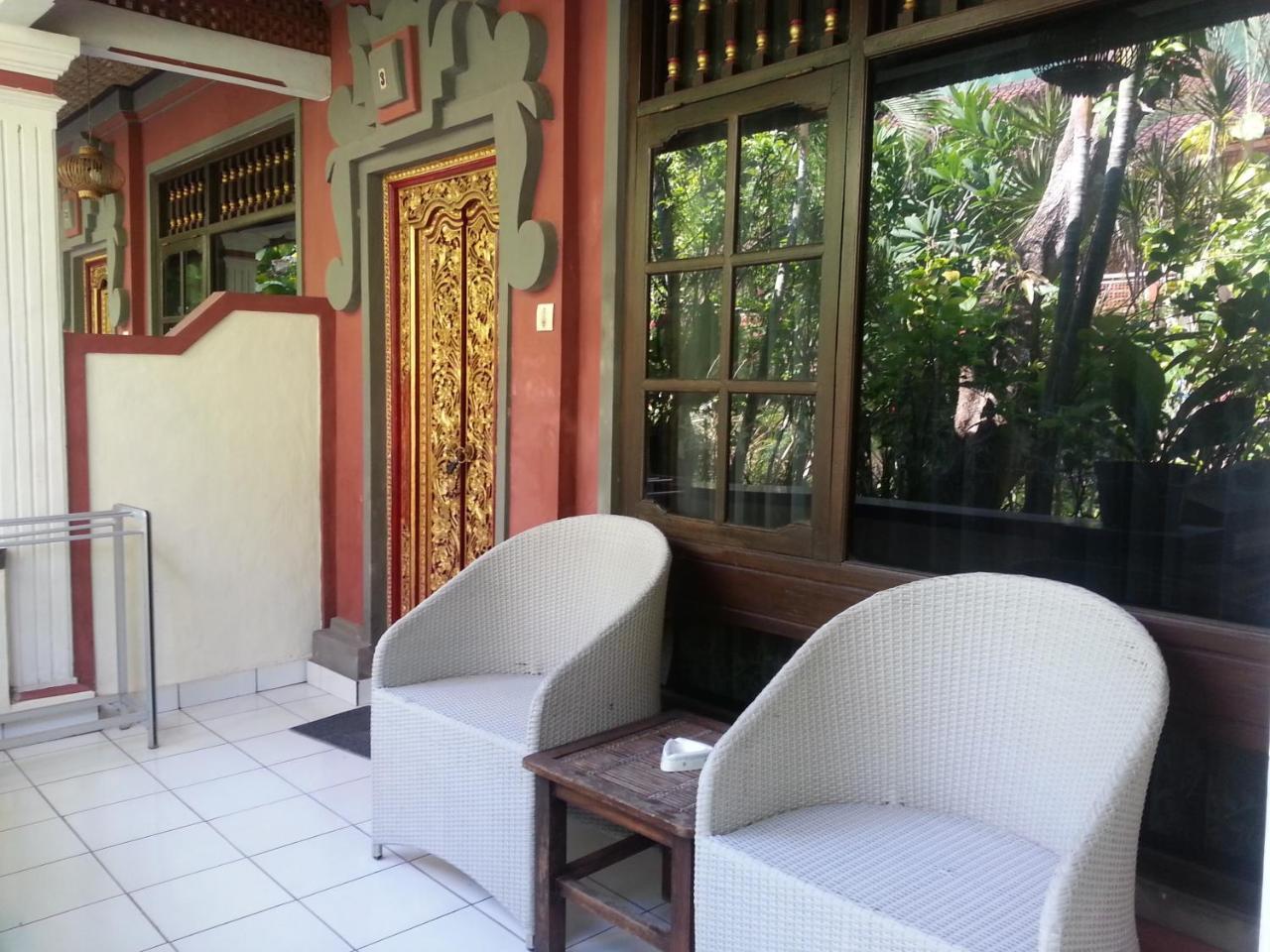 Dewa Bharata Bungalows Legian Экстерьер фото